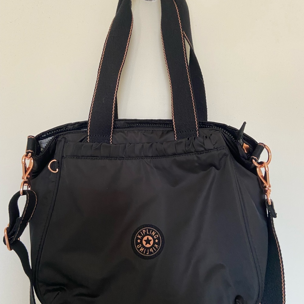 Black Kipling Women's Shoulder Bag with crossbody strap - Picture 2 of 5